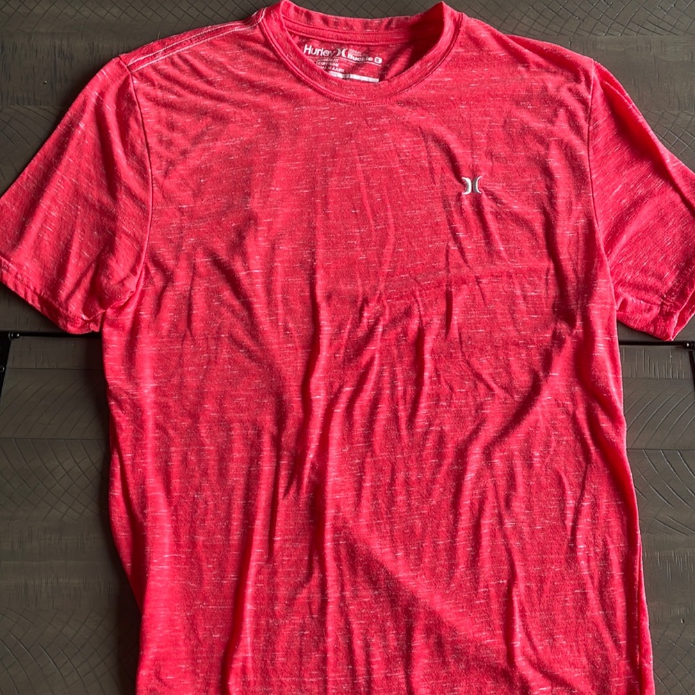 Large Hurley tee shirt